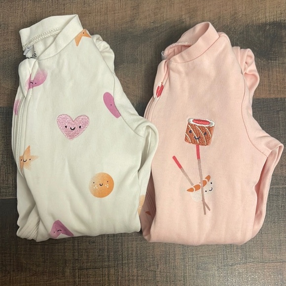 Pekkle size 12 months - sushi + hearts & stars footed sleepers - Picture 1 of 14